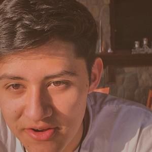 Meet your Posher, Aarom